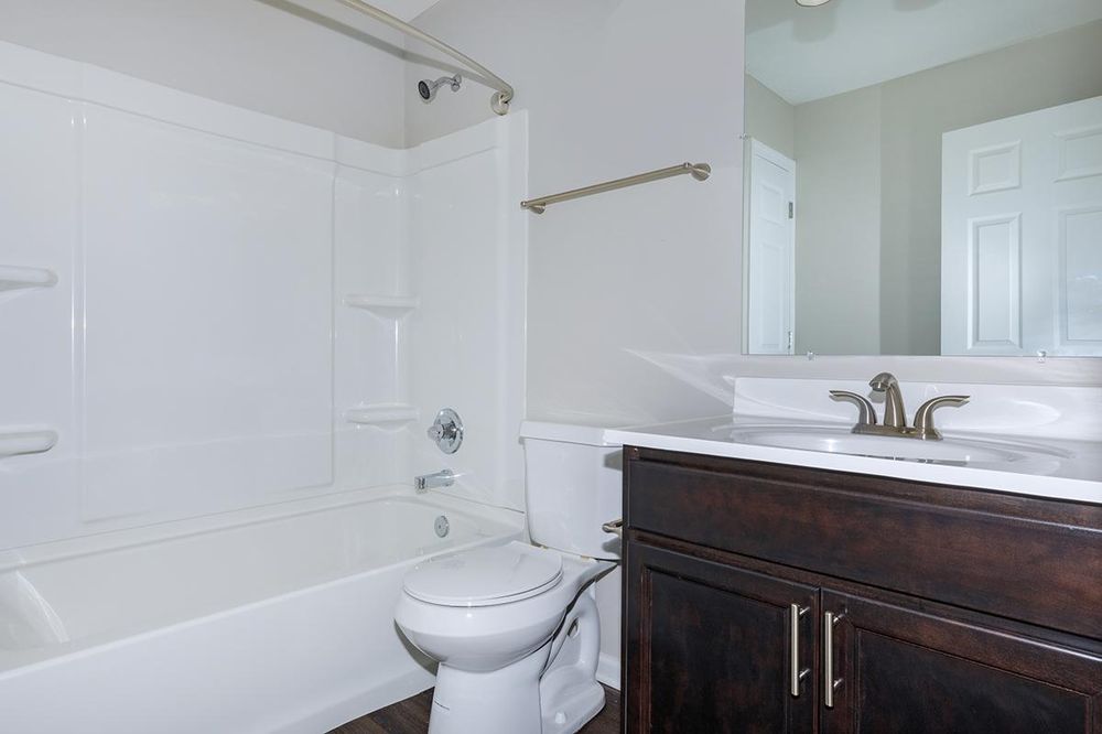 CHESTNUT RIDGE APARTMENTS Updated September 2024 30 Photos 9601