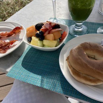 OCEAN2000 - Sides Bowl of Berries, Applewood Smoked Bacon, and Pastry or Bagel - New American Near Me - Fort Lauderdale, Florida