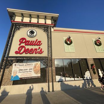 Paula Deen's Family Kitchen - Southern Near Me - Branson, Missouri Paula Deen's Family Kitchen - Southern Near Me - Branson, Missouri