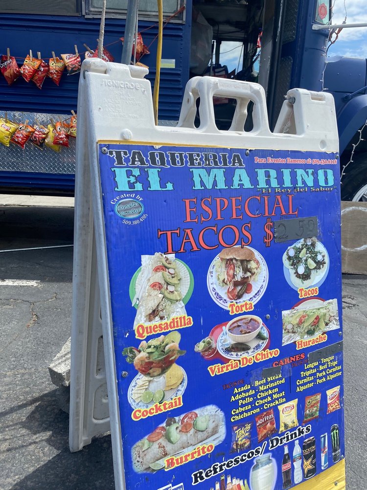 Taqueria el Marino Logo