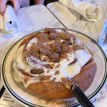 Dilly Diner - Sandwiches Near Me - Tulsa, Oklahoma