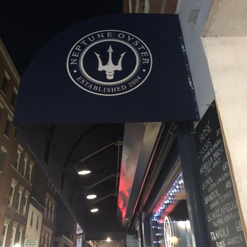 Neptune Oyster - Outside Photo - Seafood Near Me - Boston, Massachusetts Neptune Oyster - Outside Photo - Seafood Near Me - Boston, Massachusetts