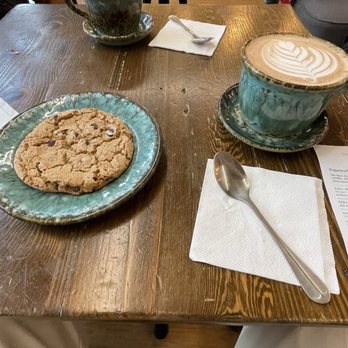Ragamuffins Coffee House - Coffee & Tea Near Me - Laurel, Maryland Ragamuffins Coffee House - Coffee & Tea Near Me - Laurel, Maryland