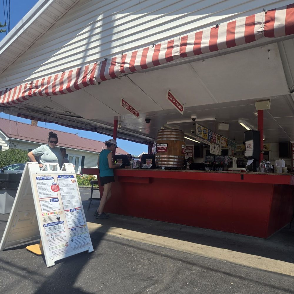 White Turkey Drive-In - Burgers Near Me - Conneaut, Ohio White Turkey Drive-In - Burgers Near Me - Conneaut, Ohio