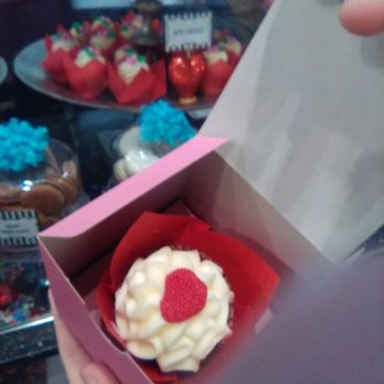 Pinkitzel - Red Velvet cupcake. Delicious, moist, every bite was perfection. Yum. - Cupcakes Near Me - Oklahoma City, Oklahoma Pinkitzel - Red Velvet cupcake. Delicious, moist, every bite was perfection. Yum. - Cupcakes Near Me - Oklahoma City, Oklahoma