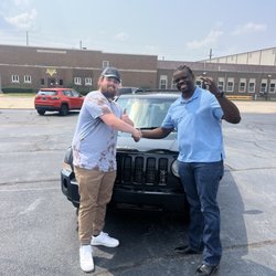 Premier Picks Auto Sales - Jeff's employee selling me a lemon! STAY AWAY!