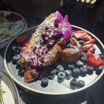 Eggy’s Neighborhood Kitchen - Breakfast & Brunch Near Me - Berkeley, California Eggy’s Neighborhood Kitchen - Breakfast & Brunch Near Me - Berkeley, California