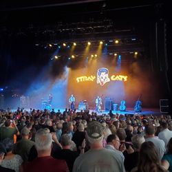 Rose Music Center At The Heights - Stray Cats!