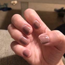 Rio Nails & Spa - Crappy nails