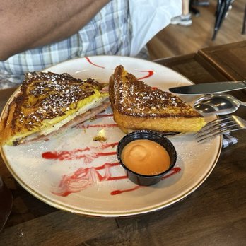 Home Kitchen - Monte Cristo - Breakfast & Brunch Near Me - Round Rock, Texas Home Kitchen - Monte Cristo - Breakfast & Brunch Near Me - Round Rock, Texas