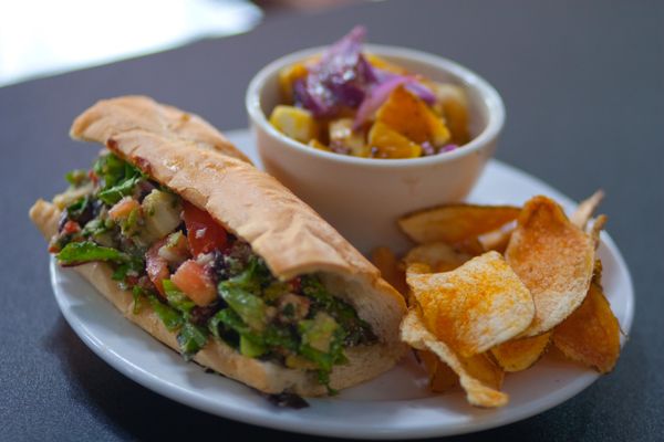 The Fountain on Locust by null