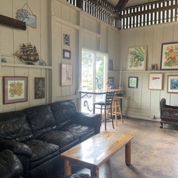 Kona Sweets Bakeshop - Bakeries Near Me - Kealakekua, Hawaii