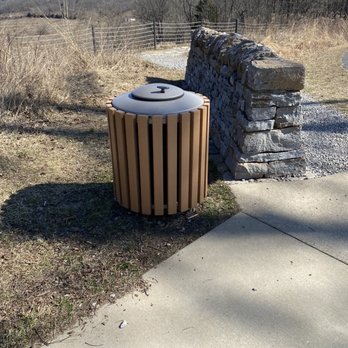 Big Vista Overlook - Hiking Near Me - Louisville, Kentucky Big Vista Overlook - Hiking Near Me - Louisville, Kentucky