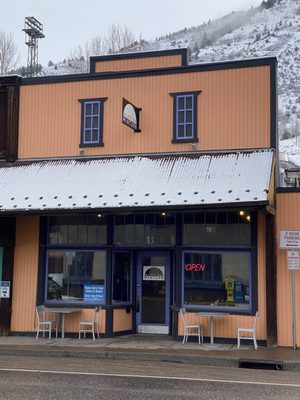 Sunrise Minturn | Cafe + Cocktails by null