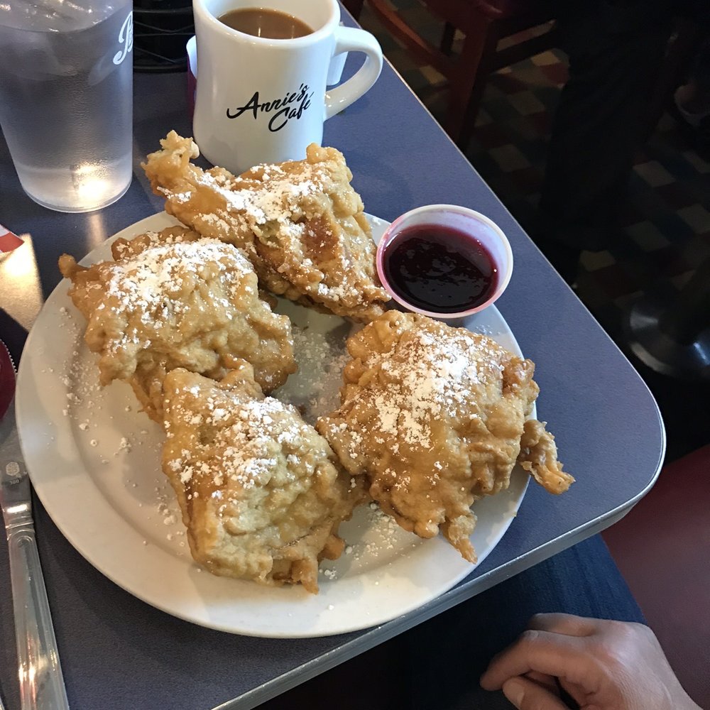 Annie's Cafe - Temecula - Deep fried Monte Cristo Sandwich - Breakfast & Brunch Near Me - Temecula, California