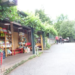 The Organic Market Cafe