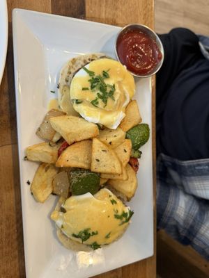 Central Bistro by null