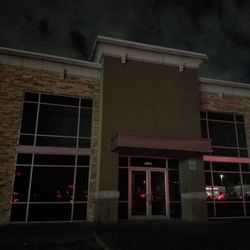 Big Lots - There are no longer lots of anything here