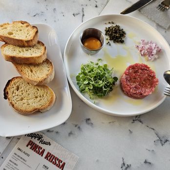 Pinsa Rossa - tartare di carne - Italian Near Me - San Francisco, California