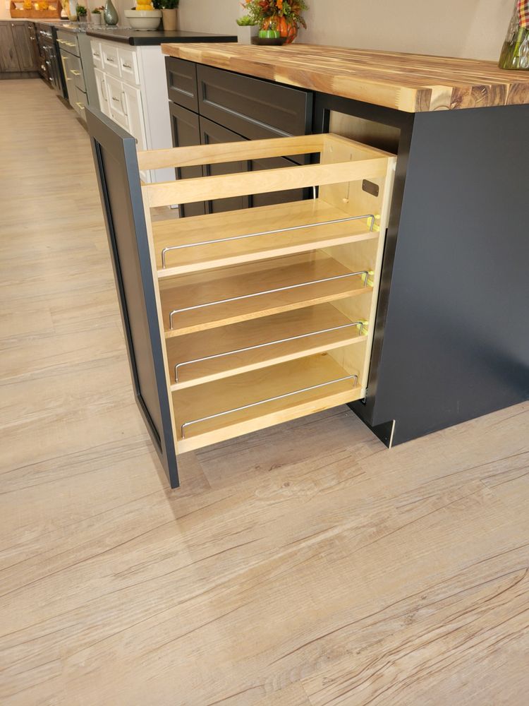 Brummer's Cabinets & Customs - countertop fabricator in Newton, IL