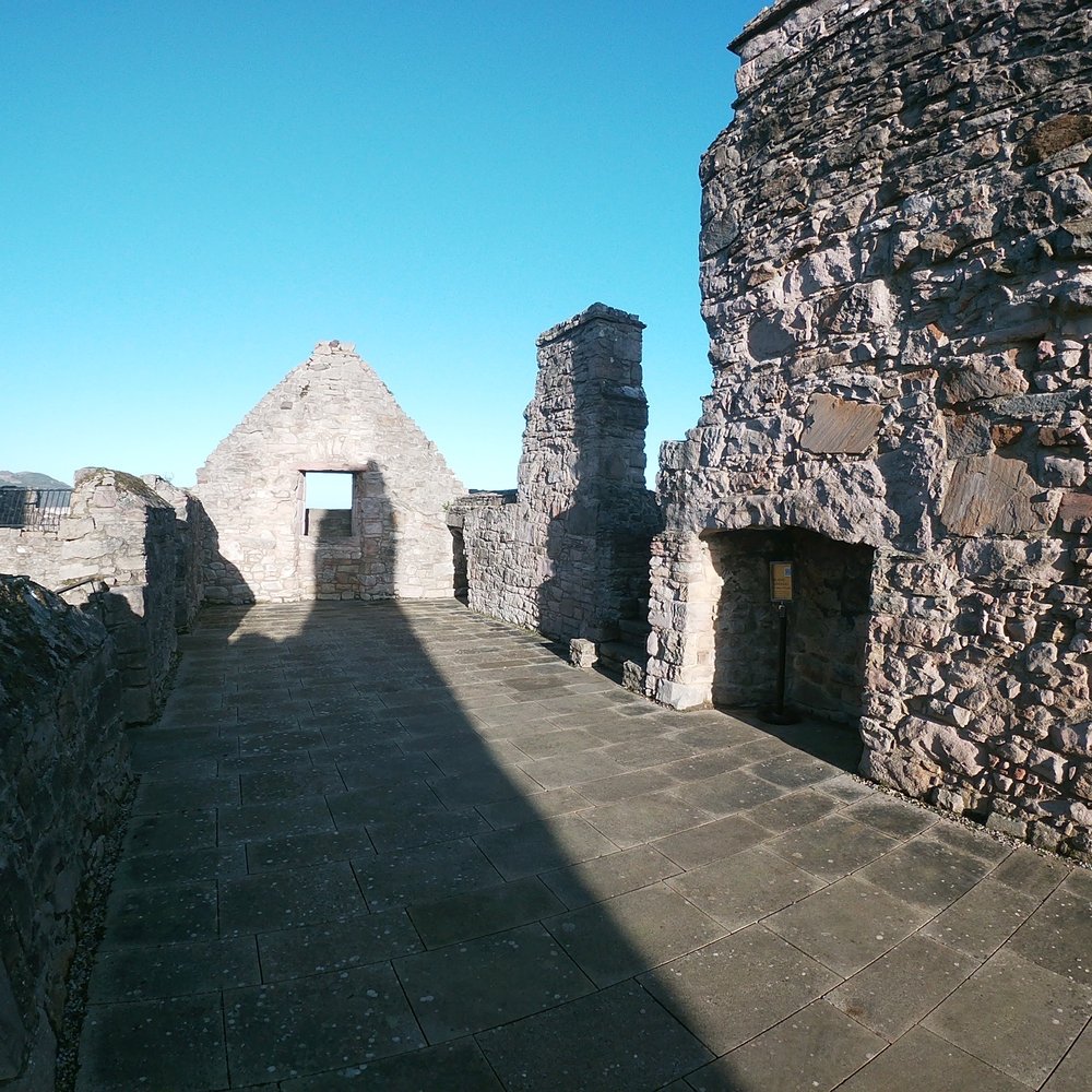 Craigmillar Castle - Landmarks & Historical Buildings Near Me - Edinburgh, EDH Craigmillar Castle - Landmarks & Historical Buildings Near Me - Edinburgh, EDH