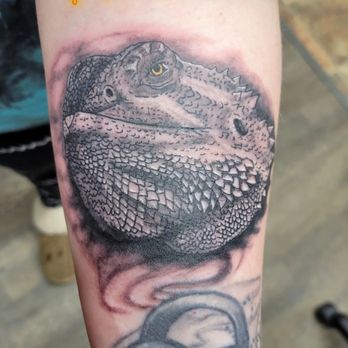 Bloodline Customs - Tattoo Near Me - Fridley, Minnesota