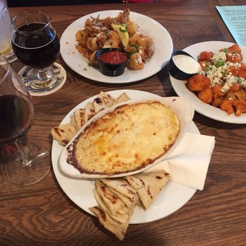Coasters Taphouse - Crab dip, buffalo cauliflower and calamari - Gastropubs Near Me - Cocoa Beach, Florida