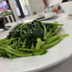 Chinês Clandestino - Spinach with garlic