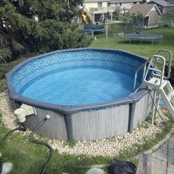 Esparza Pool Installation & Landscaping