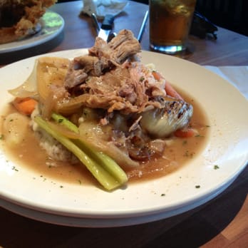 Cheddar's Scratch Kitchen - VEAL Pot Roast - Comfort Food Near Me - Pflugerville, Texas