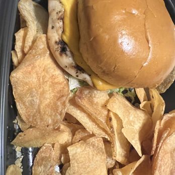 Cold Beers & Cheeseburgers - Burgers Near Me - Gilbert, Arizona Cold Beers & Cheeseburgers - Burgers Near Me - Gilbert, Arizona