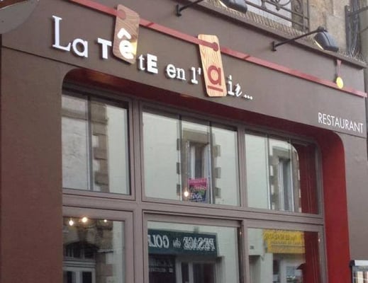 Restaurant La Tête en l'air by null