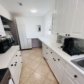 BCRP - Complete kitchen view - Countertop Installation Near Me - Opa Locka, Florida BCRP - Complete kitchen view - Countertop Installation Near Me - Opa Locka, Florida