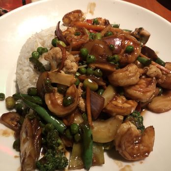 Big Bowl - Stir fry bar with shrimp - Chinese Near Me - Lincolnshire, Illinois