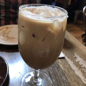 Medina Cafe - White pistachio rose water mocha - iced - Breakfast & Brunch Near Me - Vancouver, British Columbia