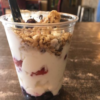 Molinos Coffee - Yogurt parfait - Coffee & Tea Near Me - Riverside, California
