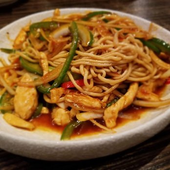 Master Noodle - Garlic Chicken Noodle! - Chinese Near Me - Saint Paul, Minnesota Master Noodle - Garlic Chicken Noodle! - Chinese Near Me - Saint Paul, Minnesota