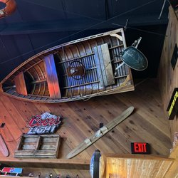 Schmitty's Oar House Bar & Grill - Roof