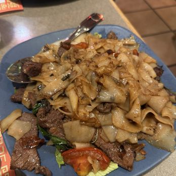 Thai House - N5. Spicy Drunken Noodles (Pad Kee Mow) - Thai Near Me - Sacramento, California