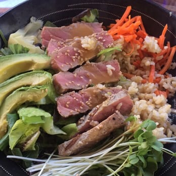 Pacific Catch - Ahi tuna half rice/half salad - Seafood Near Me - Corte Madera, California Pacific Catch - Ahi tuna half rice/half salad - Seafood Near Me - Corte Madera, California