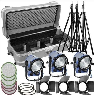 Lighting Equipment / Speaker Rentals - In addition to equipment rental, The Big Picture services include:
FREE early analysis of your audio-visual needs based upon your particular creative requirements
Consultation on exactly the right venue for your show
Seamless interface with venue equipment and staff
Great deals on equipment through in-kind sponsorship and reasonable rentals
On-site setup and operation by seasoned professional technicians
Temporary and permanent installations of video/audio/film formats
Access to the newest innovations in video and audio systems
Creative solutions to the most demanding A.V. requirements
Synthesis of all aspects of your production
Technical Direction for festivals and events Lighting Equipment / Speaker Rentals - In addition to equipment rental, The Big Picture services include:
FREE early analysis of your audio-visual needs based upon your particular creative requirements
Consultation on exactly the right venue for your show
Seamless interface with venue equipment and staff
Great deals on equipment through in-kind sponsorship and reasonable rentals
On-site setup and operation by seasoned professional technicians
Temporary and permanent installations of video/audio/film formats
Access to the newest innovations in video and audio systems
Creative solutions to the most demanding A.V. requirements
Synthesis of all aspects of your production
Technical Direction for festivals and events