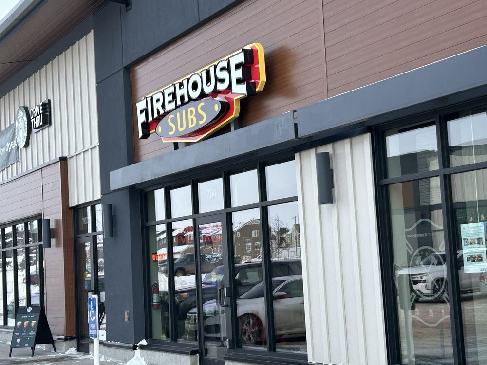 Firehouse Subs Okotoks Logo