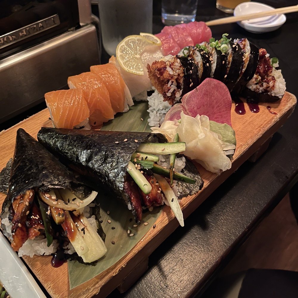 Chuck's Fish - Eel handroll, spider roll, rainbow roll - Seafood Near Me - Tuscaloosa, Alabama Chuck's Fish - Eel handroll, spider roll, rainbow roll - Seafood Near Me - Tuscaloosa, Alabama