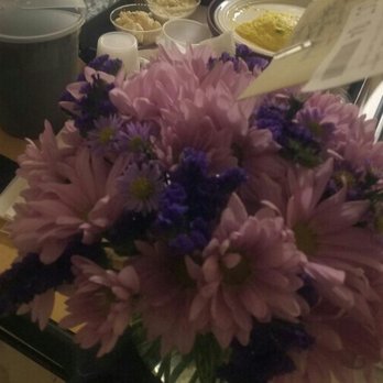 Flowers by Lynn - Florists Near Me - Teaneck, New Jersey