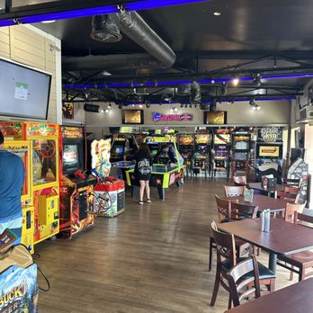 Rock House - Arcade - New American Near Me - Tybee Island, Georgia
