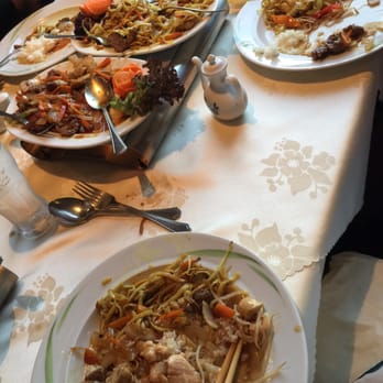 China Restaurant Gourmet Garten - We ordered 71: mixed meat curry noodles, #53: Szechwan beef and 40: chicken chop suey. All three were delicious. Worth the trip - Chinese Near Me - Alfter, NW China Restaurant Gourmet Garten - We ordered 71: mixed meat curry noodles, #53: Szechwan beef and 40: chicken chop suey. All three were delicious. Worth the trip - Chinese Near Me - Alfter, NW