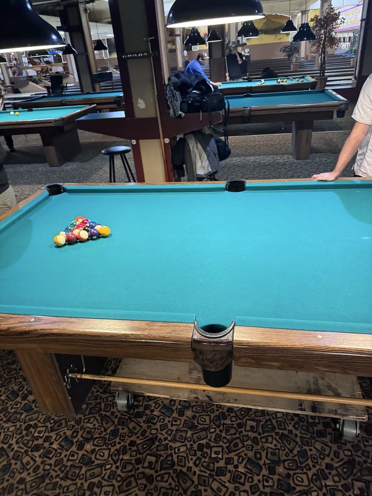 pub image