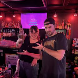 Knox Box Karaoke - Laren and Dillon killing it!