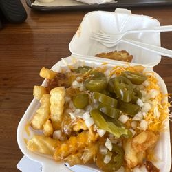 Generals Headquarters - Small chili cheese fries with jalapeños and onion