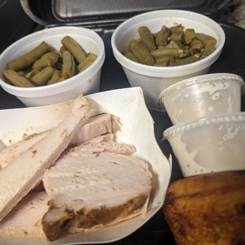 Ted's Bar-B-Q - My turkey w/ 2 sides of green beans - Barbeque Near Me - Huntsville, Alabama